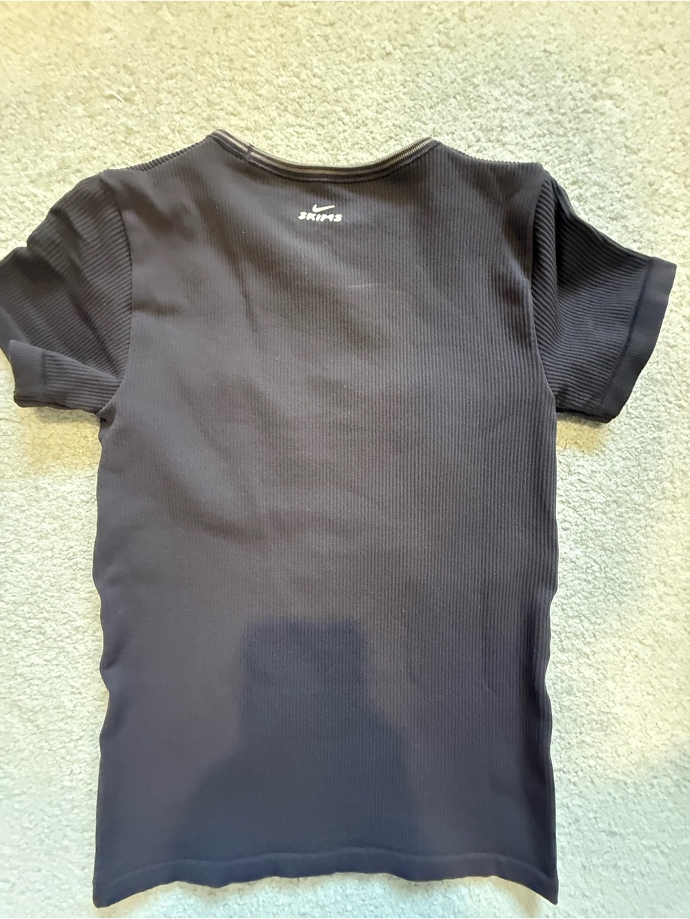 Skims Nike Black Ribbed shirt with Raised Logo - Picture 2 of 4